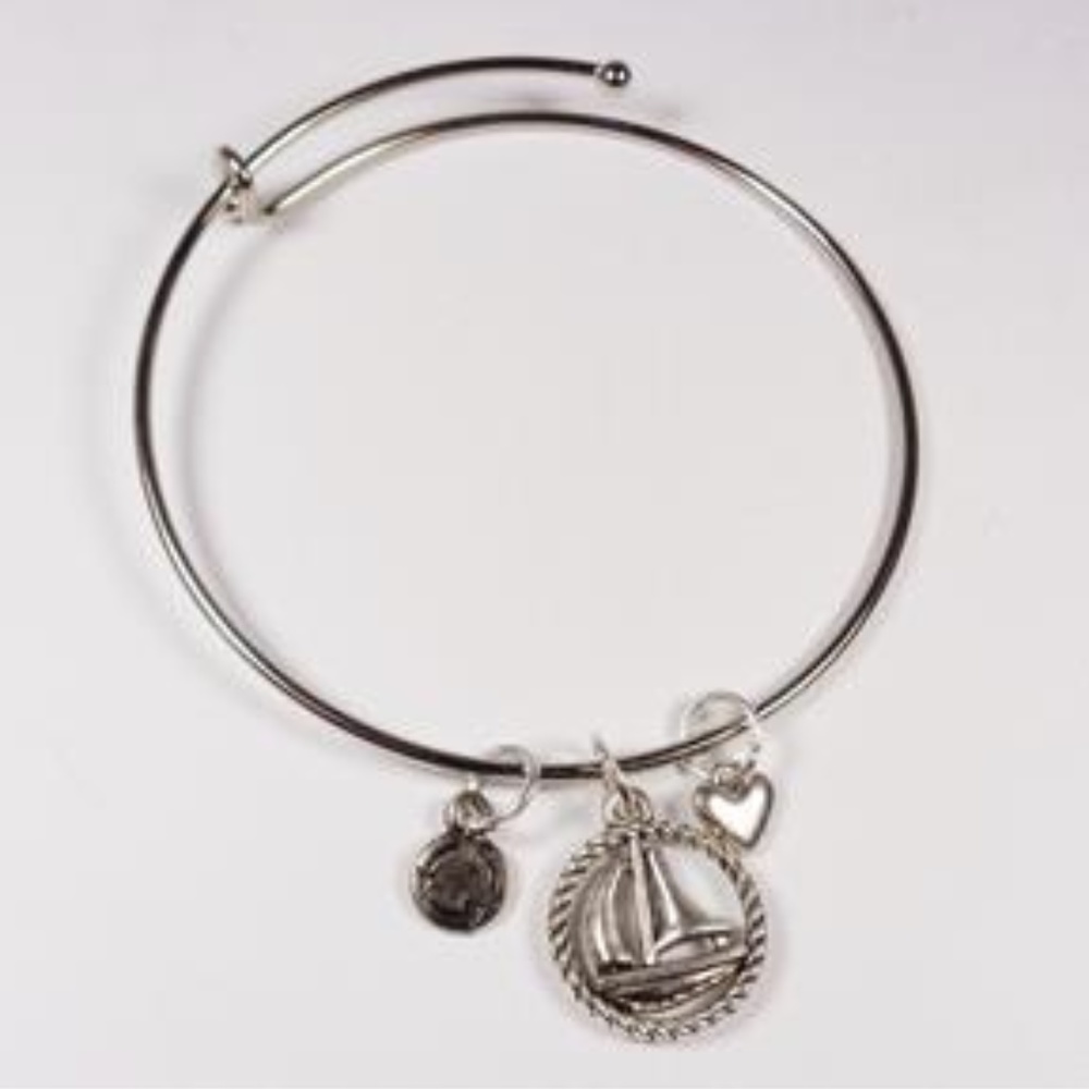 NAUTICAL SAILBOAT AND HEART BOATING BRACELET